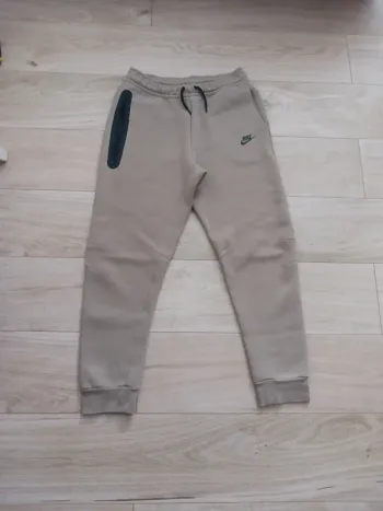 Pantalon survêtement Junior 13 / 15 ans Nike Tech Fleece