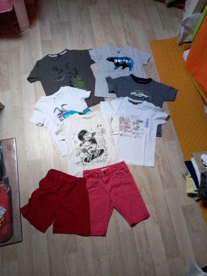 Lot de vêtements en 5 ans