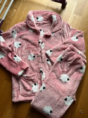 Pyjama neuf