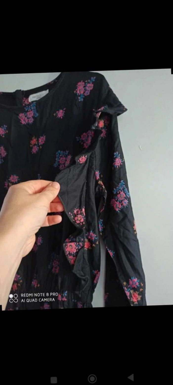 Combinaison  short manches longues  taille 40 - photo numéro 3