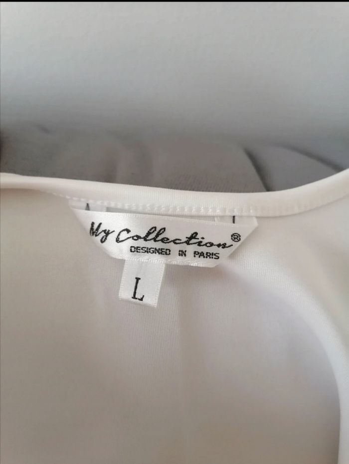Robe tailleur blanche avec détail broderie - photo numéro 3