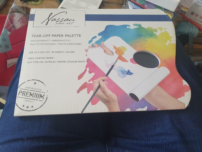 Palette detachable
