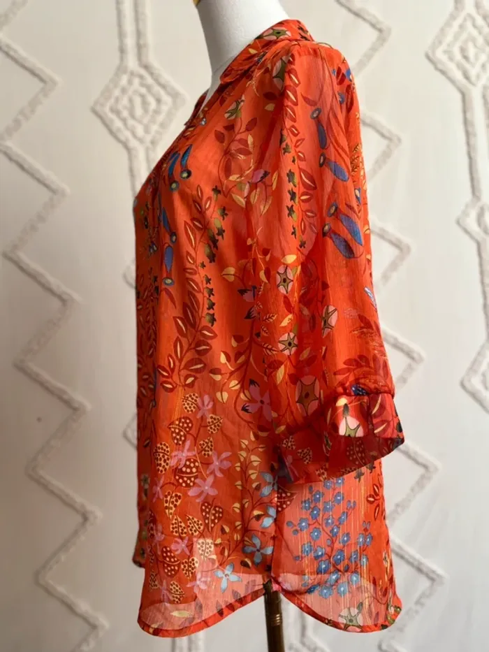 Blouse orange transparente motifs floraux dorés – Sarah John Paris – 36 St tropez Ibiza - photo numéro 3