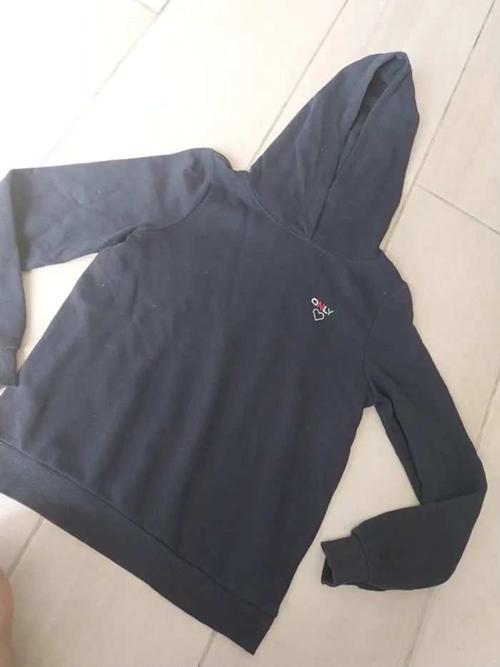Sweat à capuche only11 12 ans