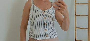 Petit haut rayé effet lin & boutons bois