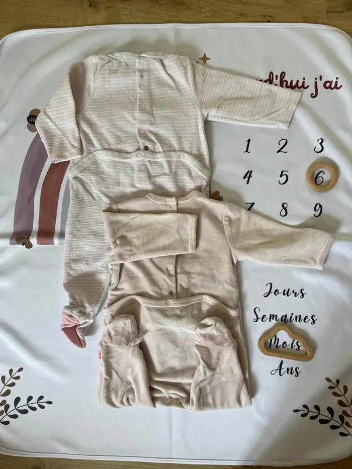 Lot de pyjamas bébé fille Obaibi – Taille 6 mois - photo numéro 2