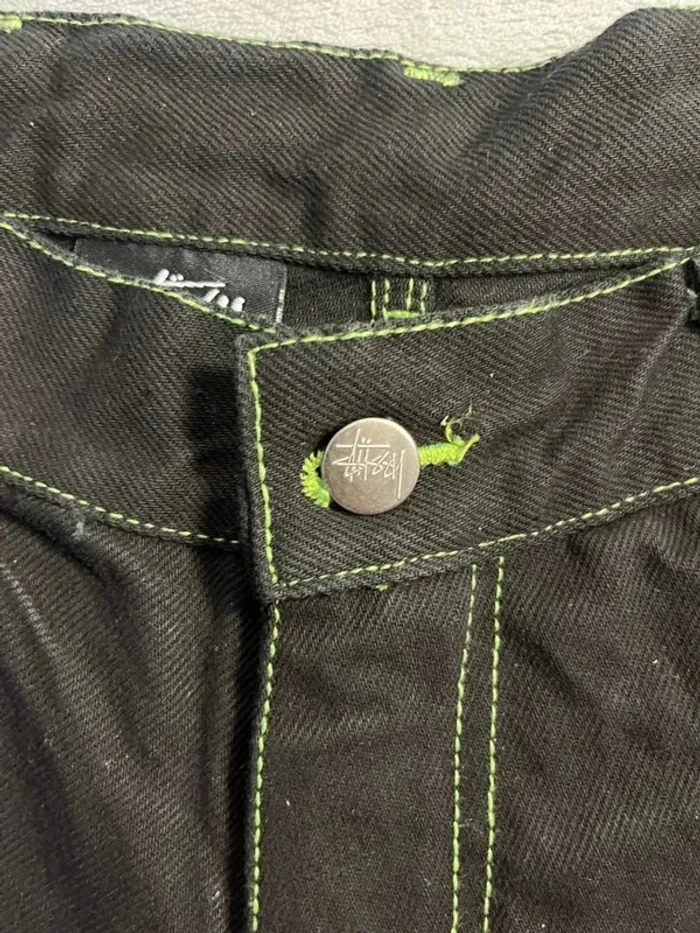 Short/Jort Stussy Black Embroidered Green Lime Big Logo Back – Taille L - photo numéro 5