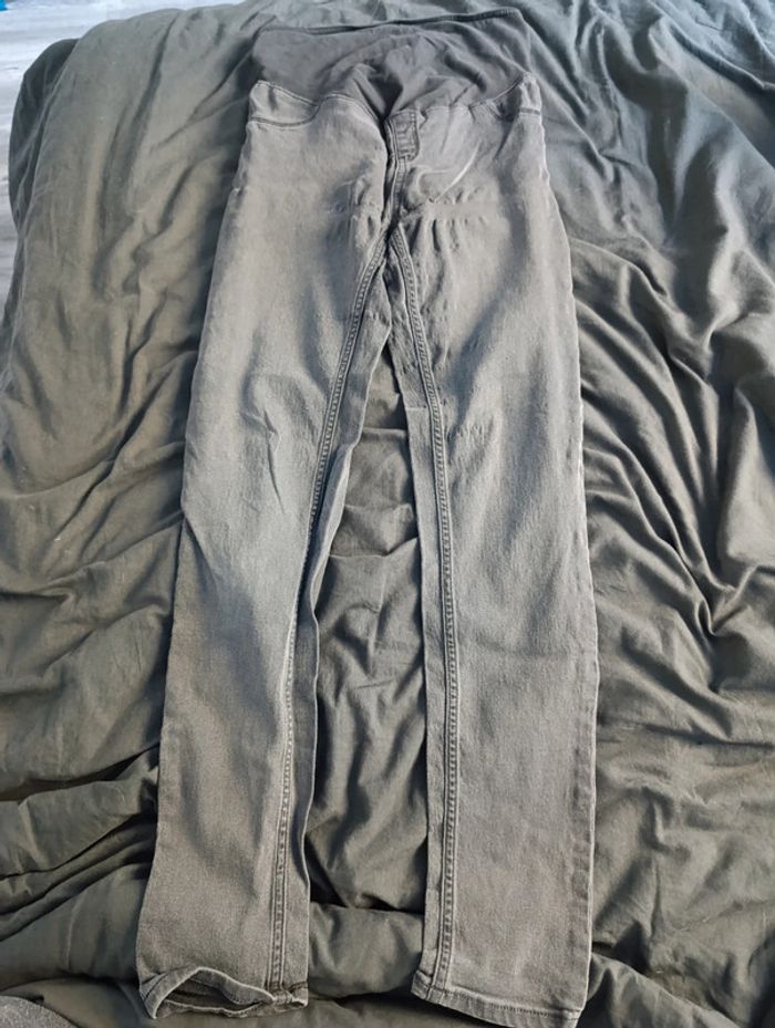 Pantalon de grossesse