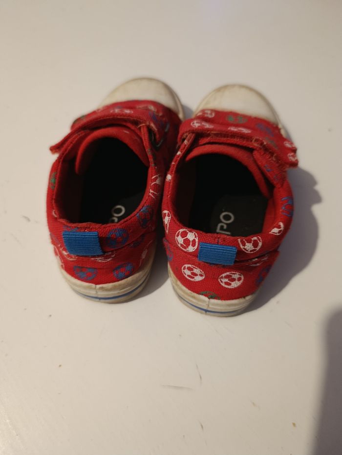 Chaussures pointure 23 - photo numéro 2