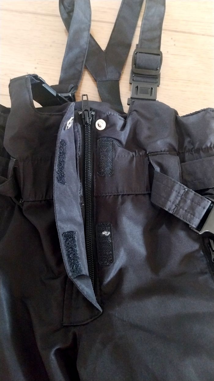 Pantalon de ski enfant 6ans en très bon état - photo numéro 4