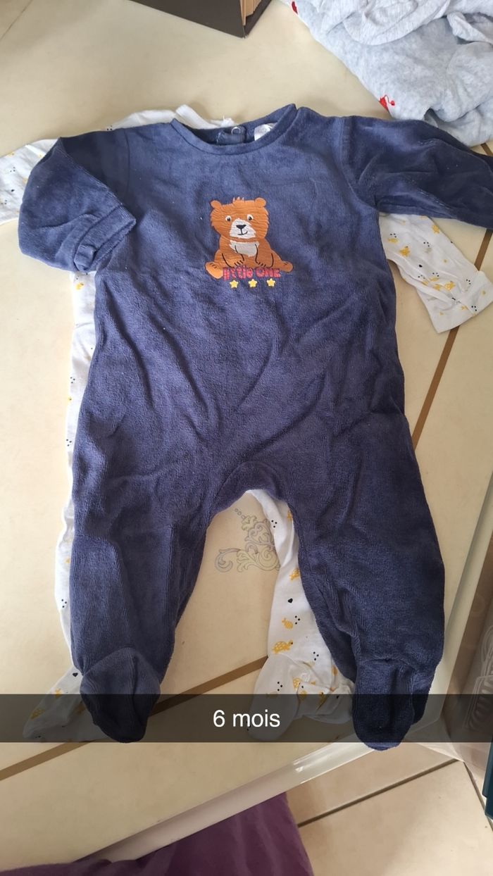 Lot pijamas 6 mois - photo numéro 7