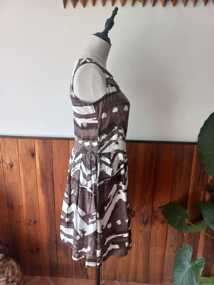 Robe marron motif blanc - photo numéro 5