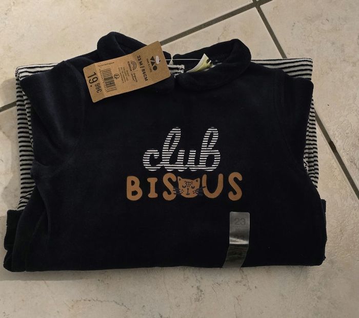 (Neuf non porté)🏷🥰💙 pyjama doux et chaud 23mois Garçon