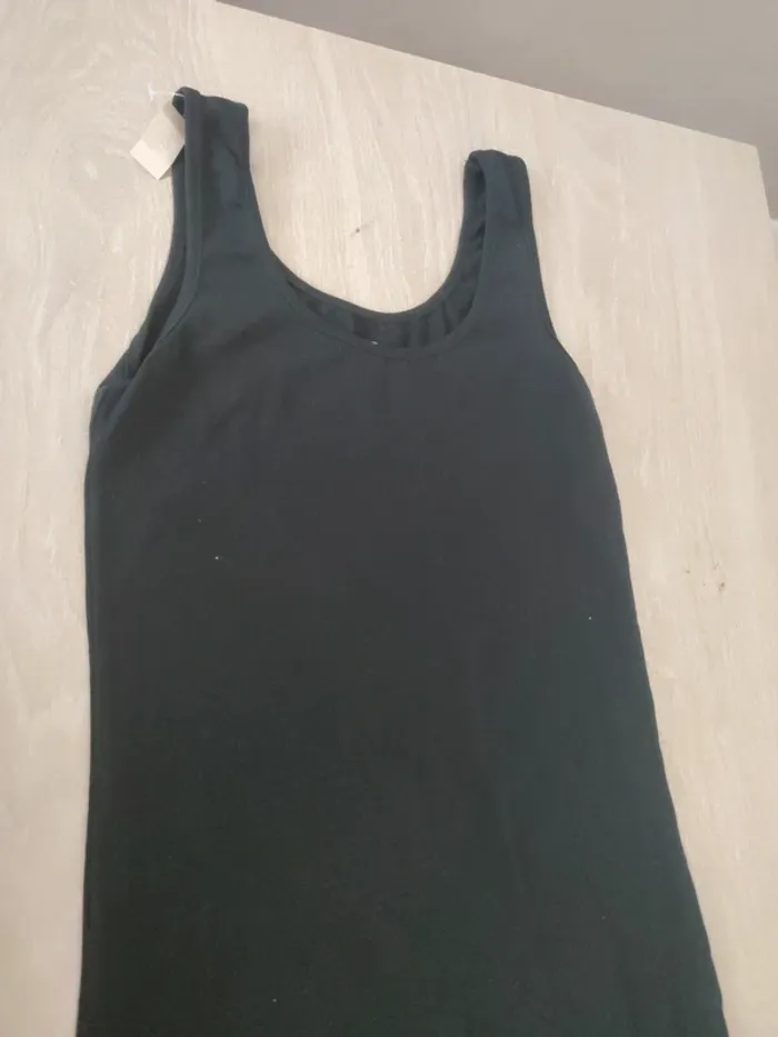 Robe noir moulante xs - photo numéro 2