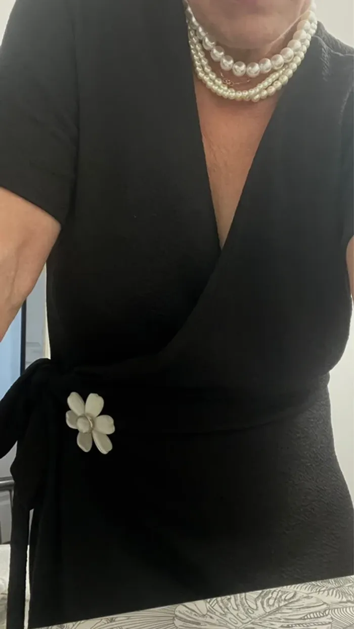 Magnifique robe H&M noir - photo numéro 3