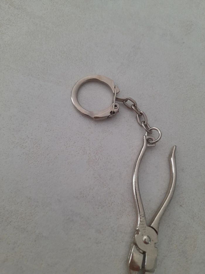 Ancien porte clés outillage - photo numéro 3
