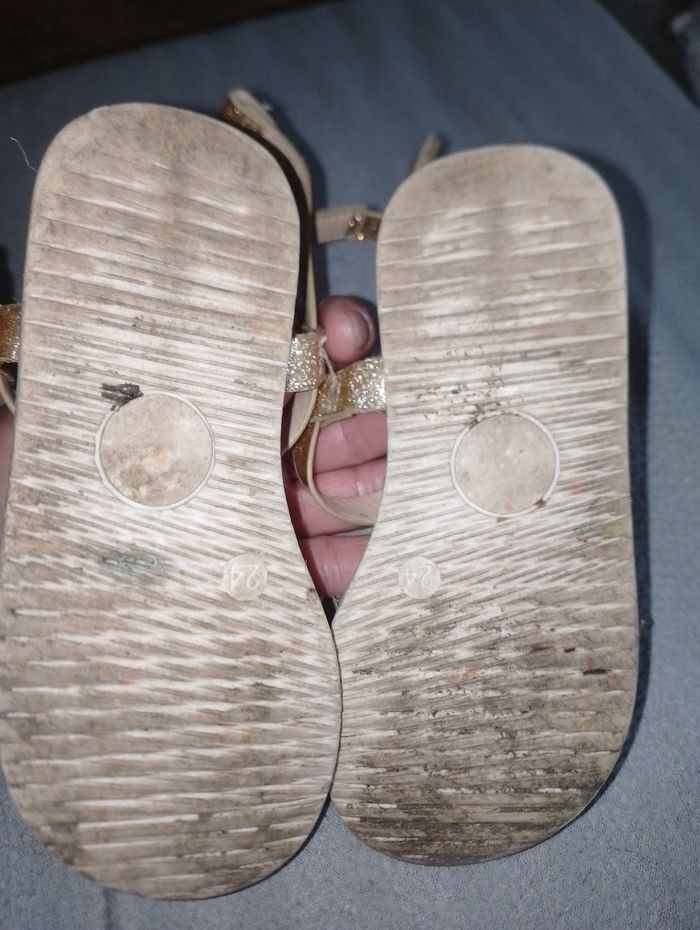 Sandalettes Kiabi p.24 - photo numéro 8