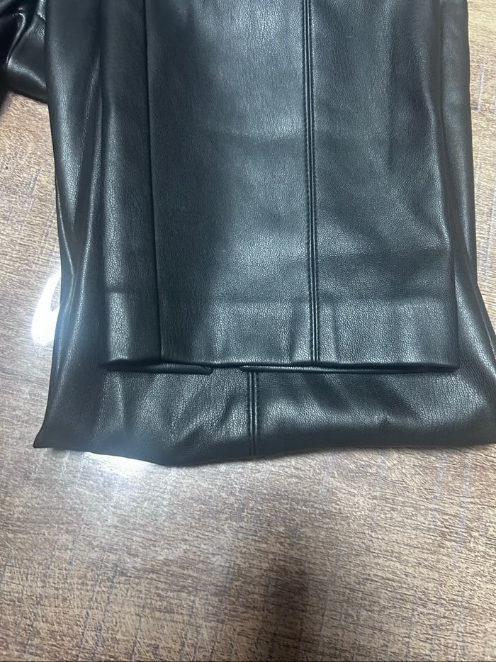 Jean pantalon en cuir Zara - photo numéro 6