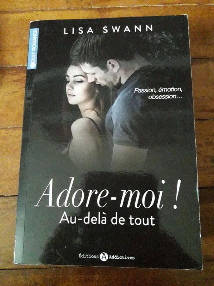 Livre adore-moi