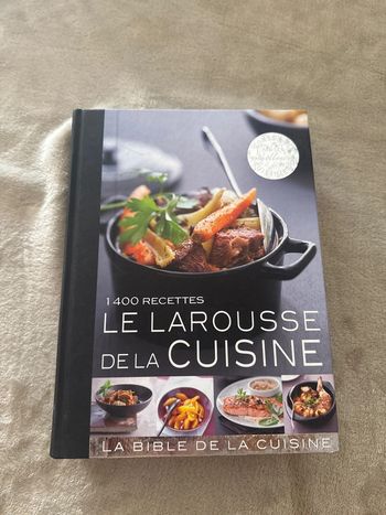 Le Larousse de la cuisine