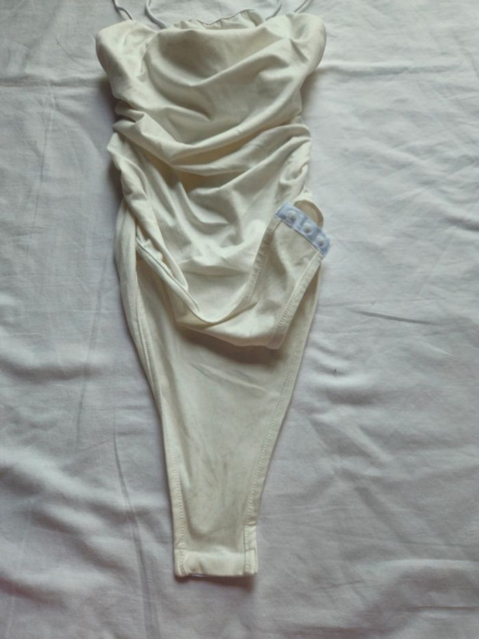 Bodies - photo numéro 2