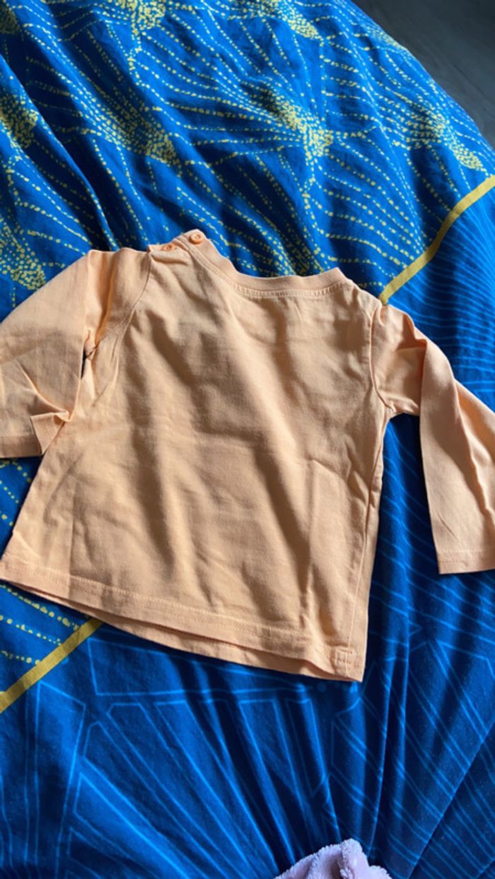 TEE shirt 9 mois 71 cm - photo numéro 2