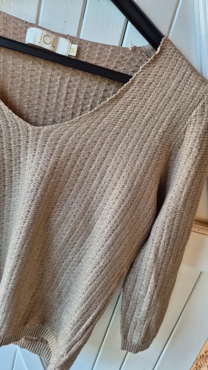 Pull fin doré - photo numéro 2