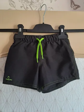 Short de bain garçon tribord 4 ans noir tbe