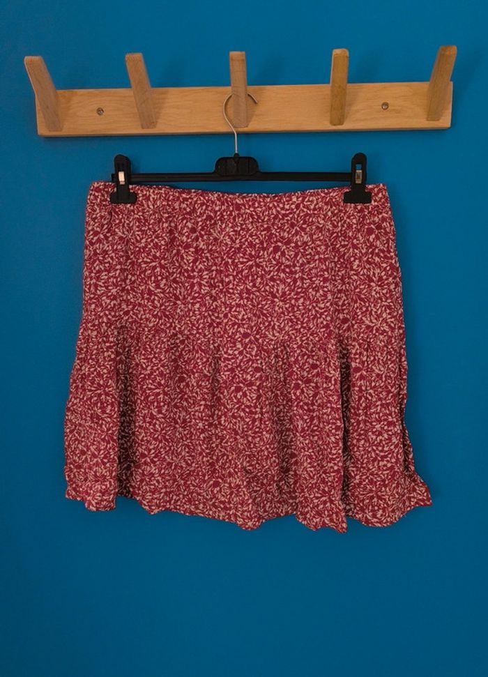 Jupe fleurie fluide doublée Promod Rouge Foncé - Taille 44 - photo numéro 2
