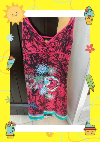 Robe multicolore rose noire avec fleurs 38 M Desigual