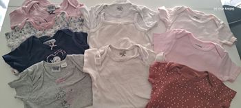 Lot bodies 24/36mois