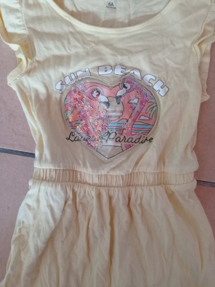 Robe jaune - photo numéro 2