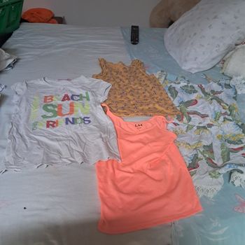 Lots  4 vêtements  d'été  12ans 