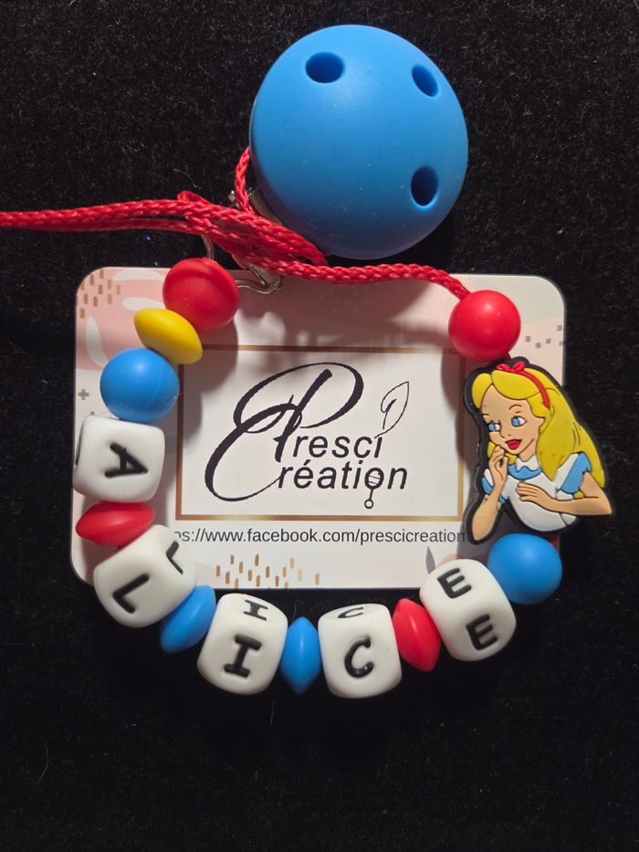 Attache tétine silicone alice