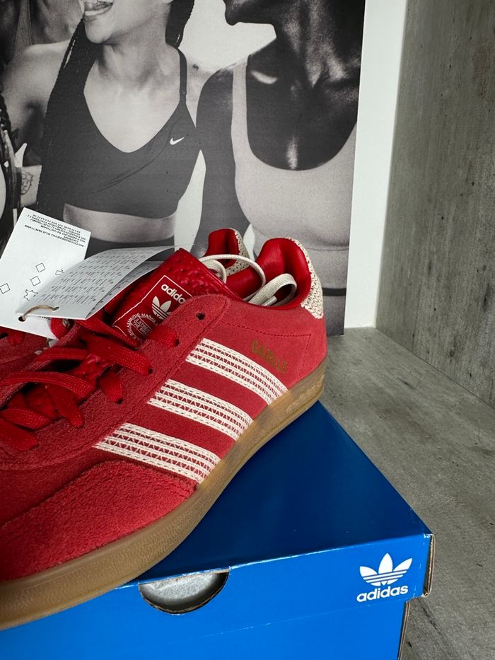Adidas Gazelle indoor rouge wonder white - photo numéro 8