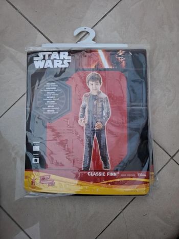 Déguisement star wars enfant 7-8 ans classic Finn neuf sous blister