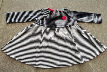 Robe à manches longues bébé fille 6 mois comme NEUVE