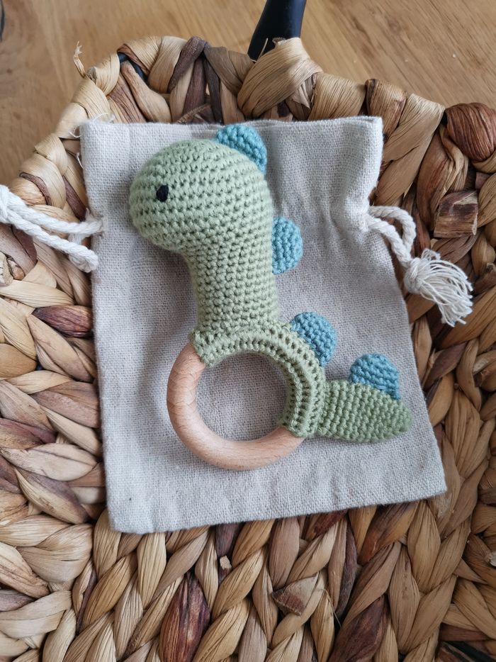 Hochet en crochet dinosaure - photo numéro 3