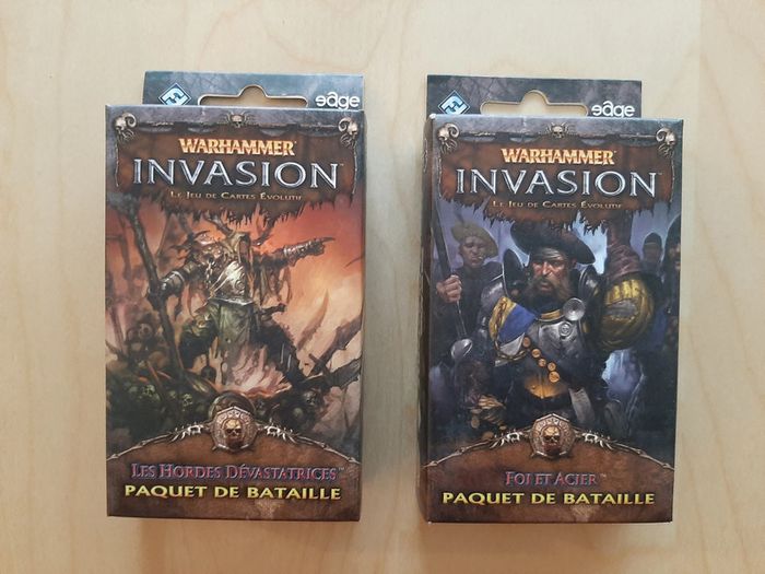 Warhammer Invasion - lot 2 decks neufs en français UBIJCW39 et UBIJCW40
