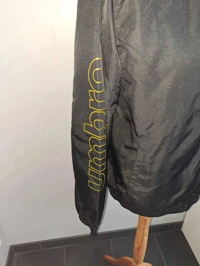 Magnifique veste Umbro - photo numéro 4