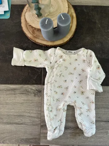 Pyjama 1 mois à fleurs
