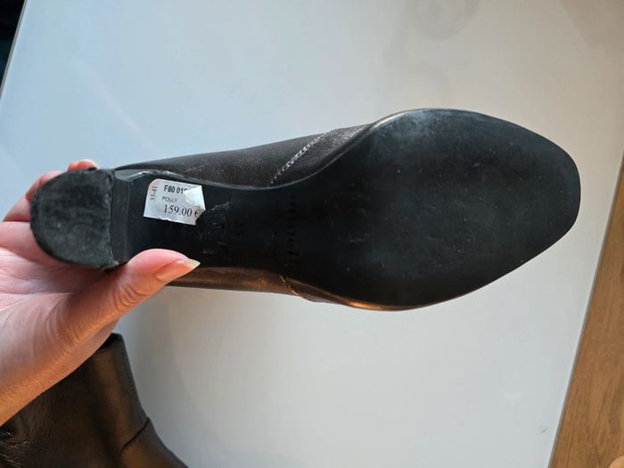 Bottines cuir Minelli pointure 35 portées 2 3 fois - photo numéro 4
