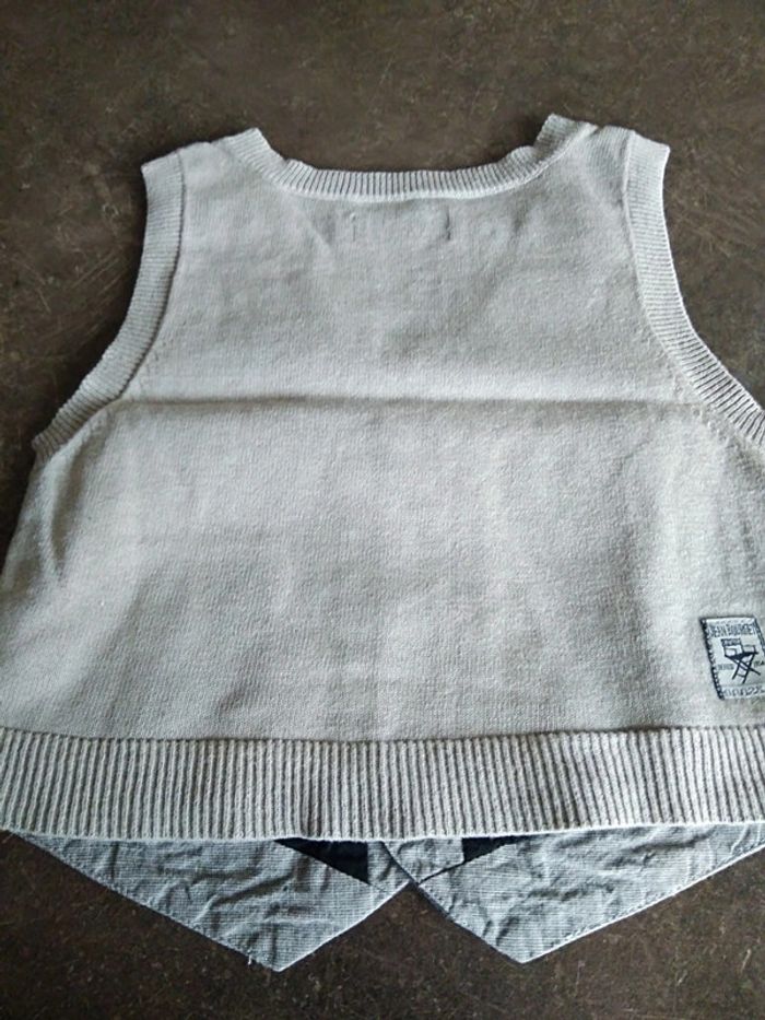 Petit gilet sans manches 3 ans - photo numéro 2