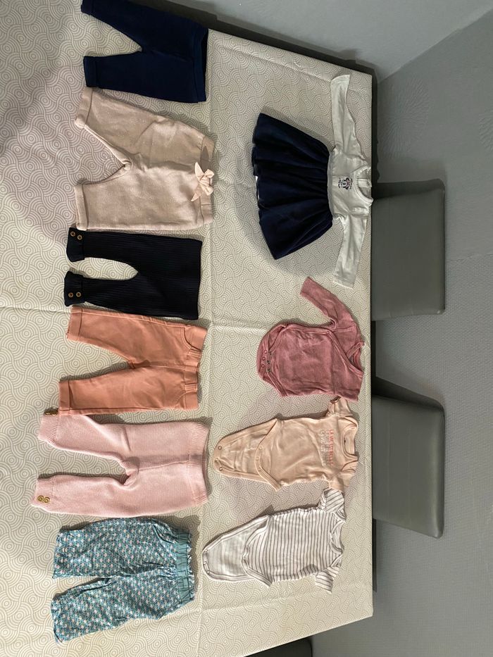 Lots divers bébé fille prix négociable dans la limite du raisonnable - photo numéro 2