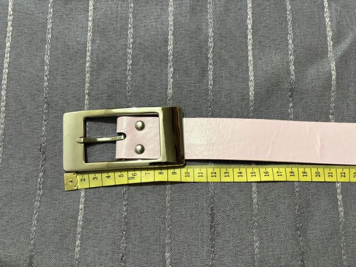 Ceinture rose pale avec boucle en métal rectangulaire neuve 80 cm - photo numéro 2