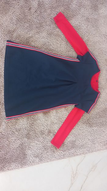 Robe et sous pull 8 ans
