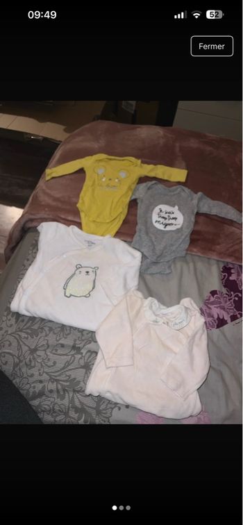 Lot (2 bodies + 2 pyjamas) taille 6 mois 