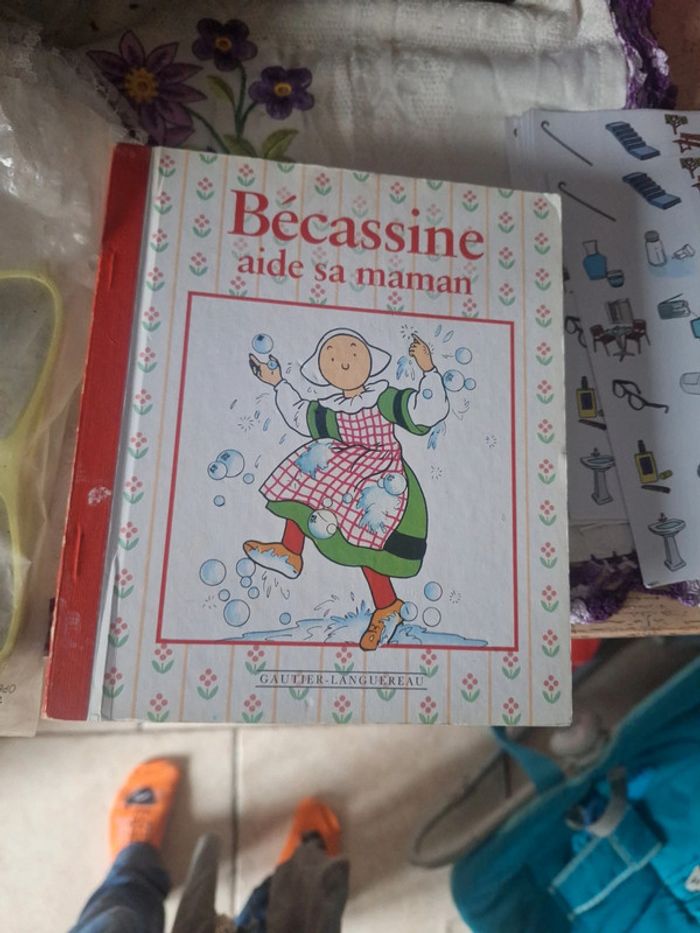 Bécassine aide sa maman