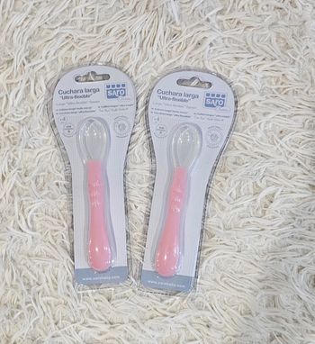Lot de 2 cuillère souple en silicone rose Neufs