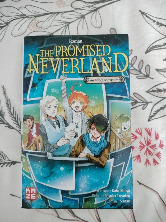 The promised neverland intégrale / complète + un roman - photo numéro 2